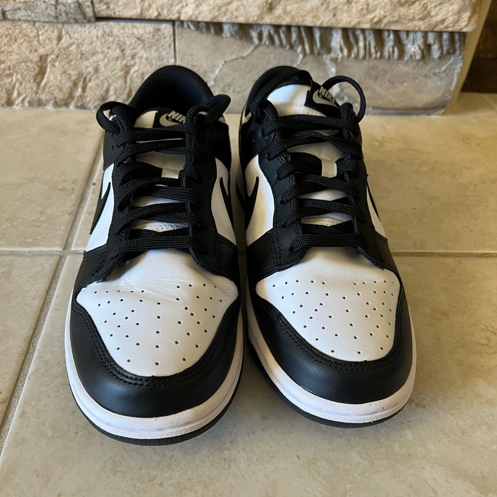 Nike Panda Dunks , no box, never been worn outside ! Women’s 10.5 - Men’s 9